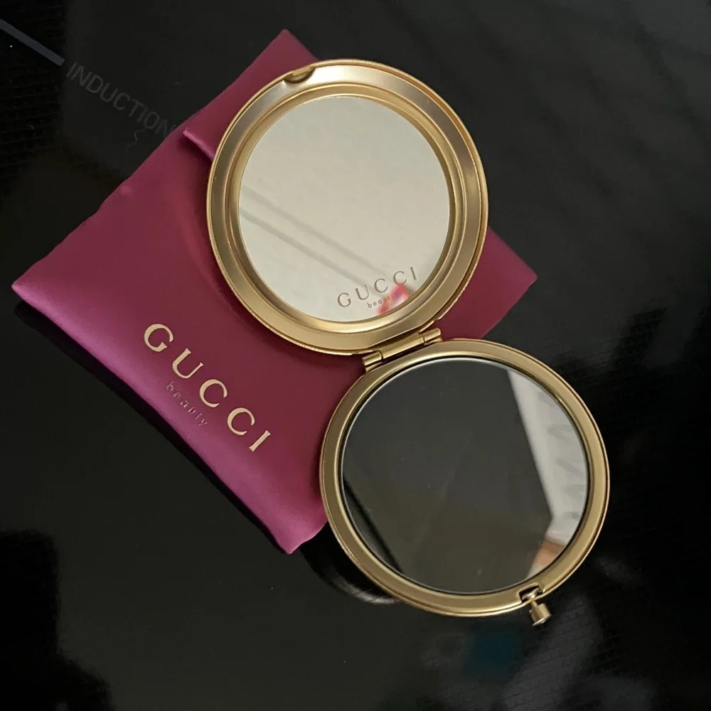 Gucci Beauty Floral Gold Compact Mirror - Picture 3 of 7